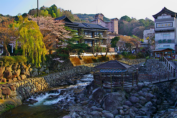 独鈷の湯